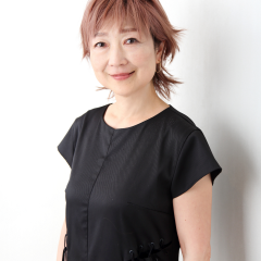 心とカラダを整え、寄り添う。<br />肌ケアテック。